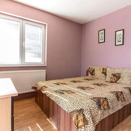 Engin-Beo Rooms - Struga Esterno foto